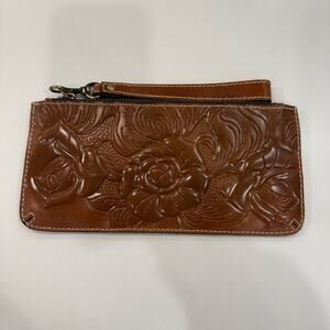 Patricia Nash Brown Floral Embossed Leather Wristlet Casual Western Minimal
